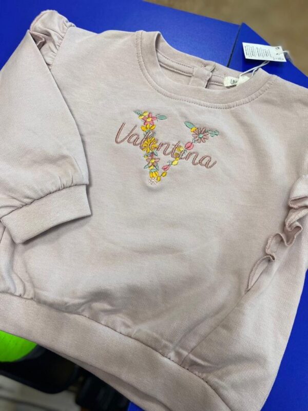 Sudadera Inicial de flores y Nombre